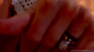 Jessica Jaymes- A sultry brunette for a nice masturbation