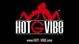 Lara Tinelli wants to excite herself alone