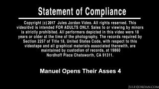 Manuel opens the ass of this stunning babe