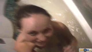 Tanya and Andrew enjoy a bath together